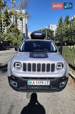 Внедорожник / Кроссовер Jeep Renegade 2015 в 