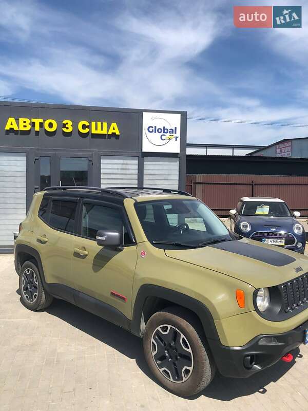 Позашляховик / Кросовер Jeep Renegade 2015 в Львові