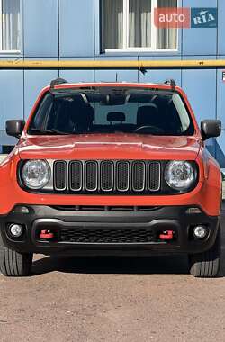 Позашляховик / Кросовер Jeep Renegade 2015 в Сумах