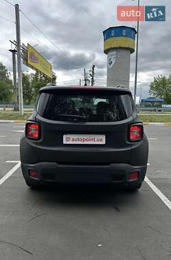 Внедорожник / Кроссовер Jeep Renegade 2017 в 