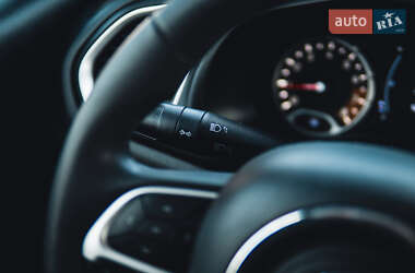 Внедорожник / Кроссовер Jeep Renegade 2019 в 