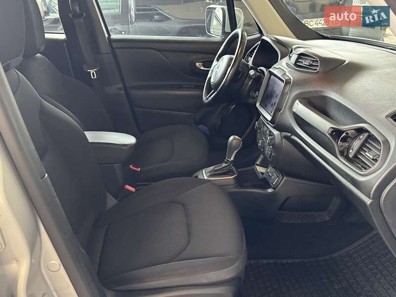 Позашляховик / Кросовер Jeep Renegade 2018 в Львові