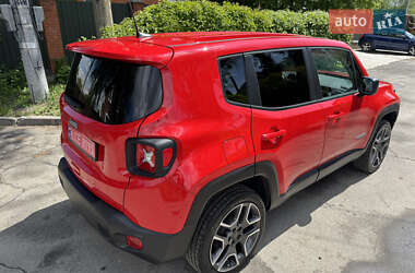 Внедорожник / Кроссовер Jeep Renegade 2020 в 