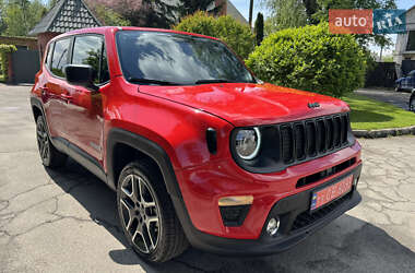 Внедорожник / Кроссовер Jeep Renegade 2020 в 