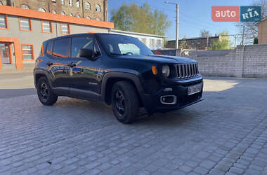 Внедорожник / Кроссовер Jeep Renegade 2015 в Лубнах