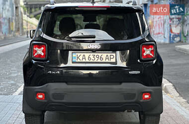 Внедорожник / Кроссовер Jeep Renegade 2016 в 