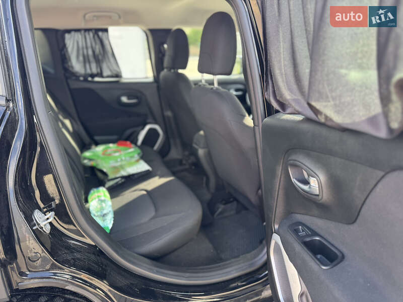 Внедорожник / Кроссовер Jeep Renegade 2018 в Ужгороде фото 10 Внедорожник / Кроссовер Jeep Renegade 2018 в Ужгороде