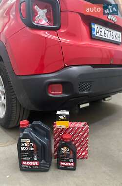 Внедорожник / Кроссовер Jeep Renegade 2015 в 