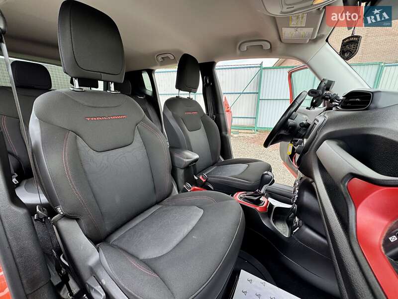 Внедорожник / Кроссовер Jeep Renegade 2015 в Сумах