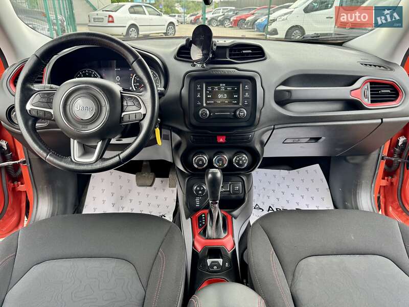 Внедорожник / Кроссовер Jeep Renegade 2015 в Сумах