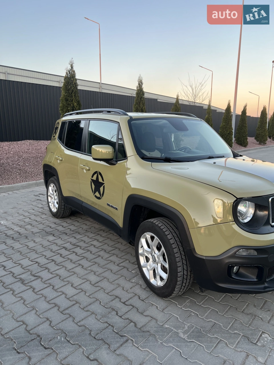 2016 Jeep Renegade - мініатюра 41