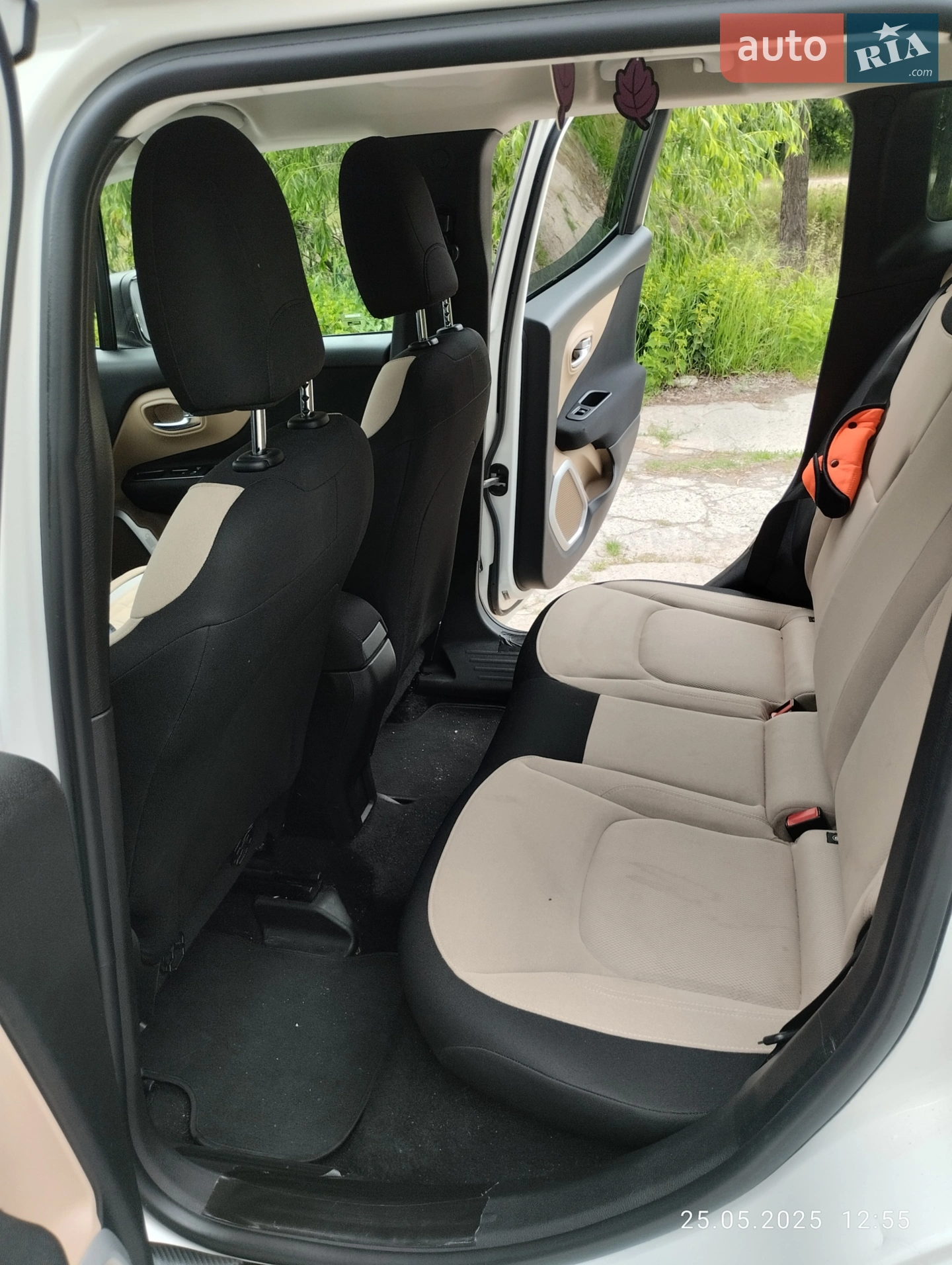 2015 Jeep Renegade - мініатюра 8