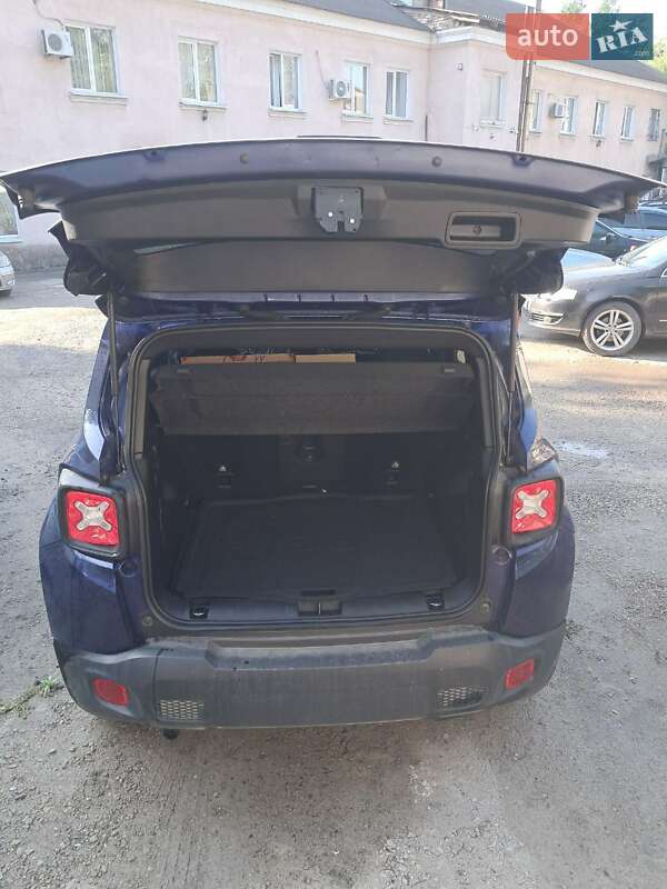 Позашляховик / Кросовер Jeep Renegade 2020 в Харкові