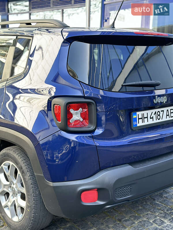 Внедорожник / Кроссовер Jeep Renegade 2016 в Одессе
