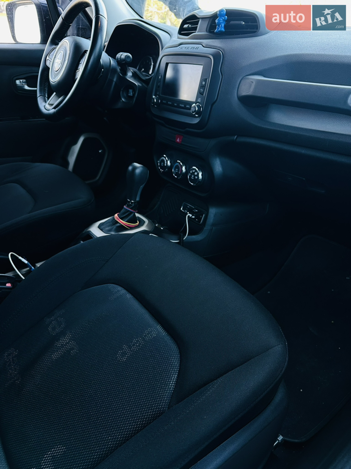 2016 Jeep Renegade - мініатюра 27