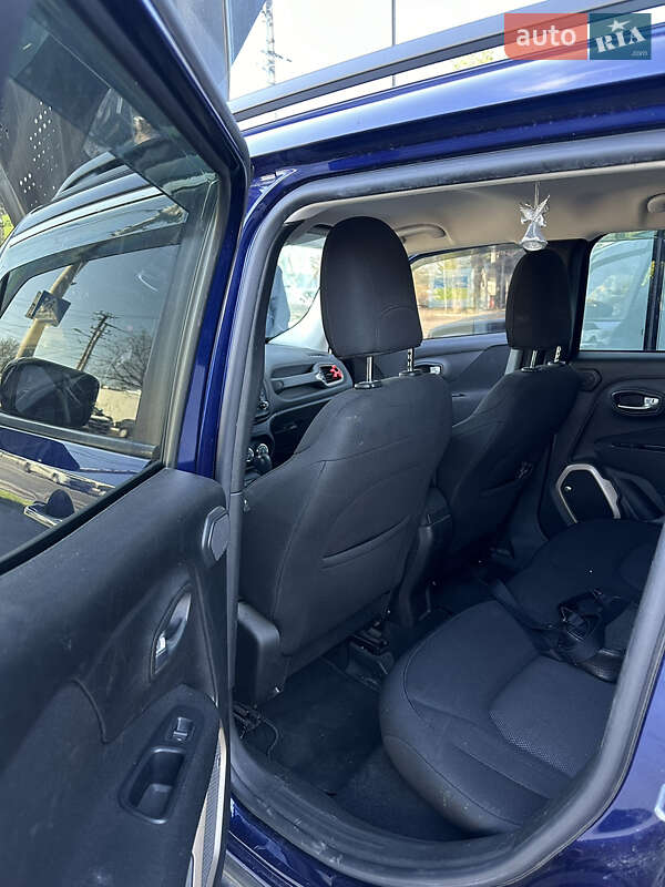 Внедорожник / Кроссовер Jeep Renegade 2016 в Одессе