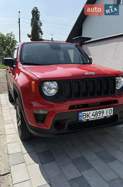 Внедорожник / Кроссовер Jeep Renegade 2020 в 
