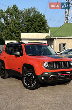 Внедорожник / Кроссовер Jeep Renegade 2015 в 