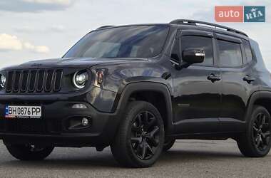 Внедорожник / Кроссовер Jeep Renegade 2016 в 