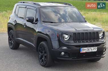 Внедорожник / Кроссовер Jeep Renegade 2016 в 