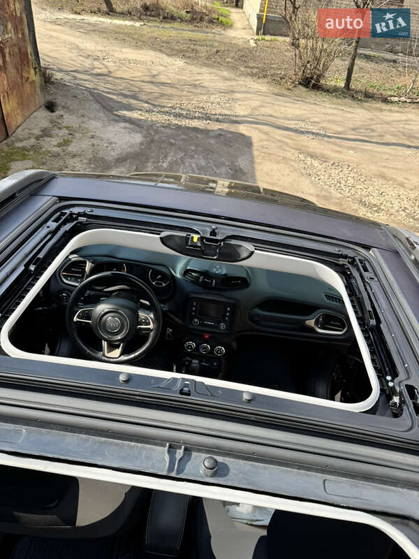 Внедорожник / Кроссовер Jeep Renegade 2015 в Харькове