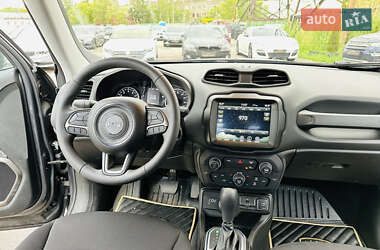 Внедорожник / Кроссовер Jeep Renegade 2022 в 