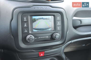 Внедорожник / Кроссовер Jeep Renegade 2016 в 