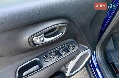 Внедорожник / Кроссовер Jeep Renegade 2018 в 