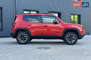 Позашляховик / Кросовер Jeep Renegade 2023 в Дубні