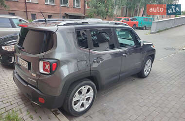 Внедорожник / Кроссовер Jeep Renegade 2016 в 
