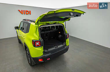 Внедорожник / Кроссовер Jeep Renegade 2017 в 