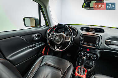 Внедорожник / Кроссовер Jeep Renegade 2017 в 