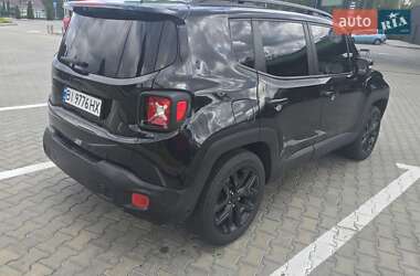 Внедорожник / Кроссовер Jeep Renegade 2015 в 