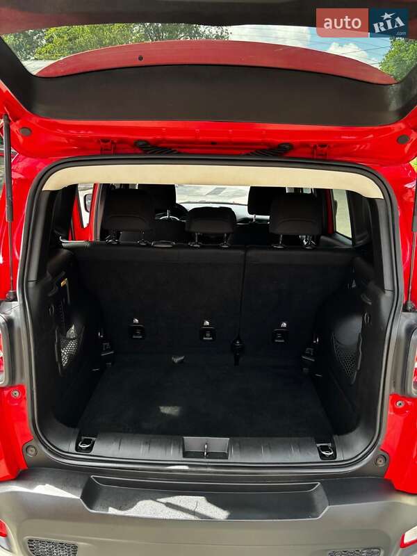 Внедорожник / Кроссовер Jeep Renegade 2019 в Львове