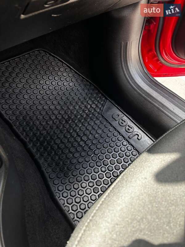 Внедорожник / Кроссовер Jeep Renegade 2019 в Львове