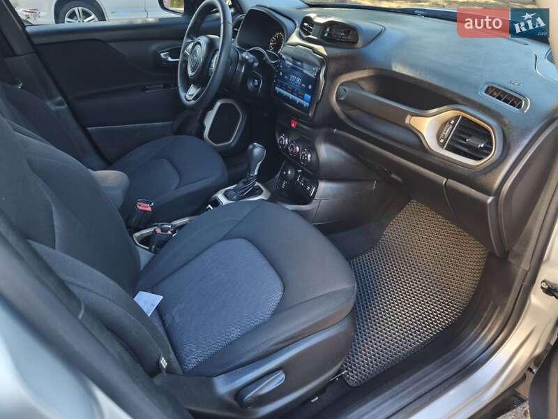 Внедорожник / Кроссовер Jeep Renegade 2016 в Одессе фото 15 Внедорожник / Кроссовер Jeep Renegade 2016 в Одессе