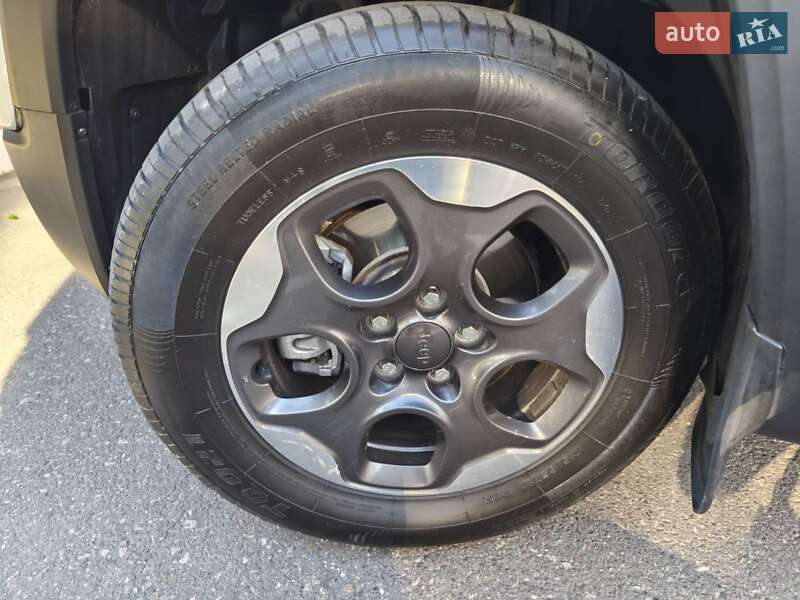 Внедорожник / Кроссовер Jeep Renegade 2016 в Одессе фото 27 Внедорожник / Кроссовер Jeep Renegade 2016 в Одессе