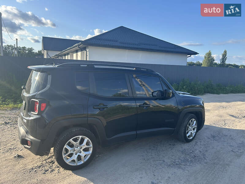 Внедорожник / Кроссовер Jeep Renegade 2016 в Киеве