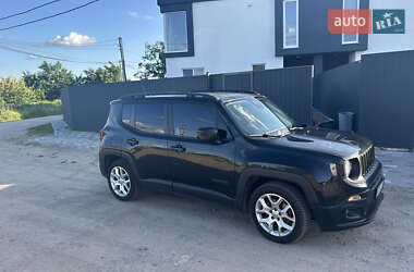Внедорожник / Кроссовер Jeep Renegade 2016 в 