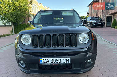 Внедорожник / Кроссовер Jeep Renegade 2016 в 