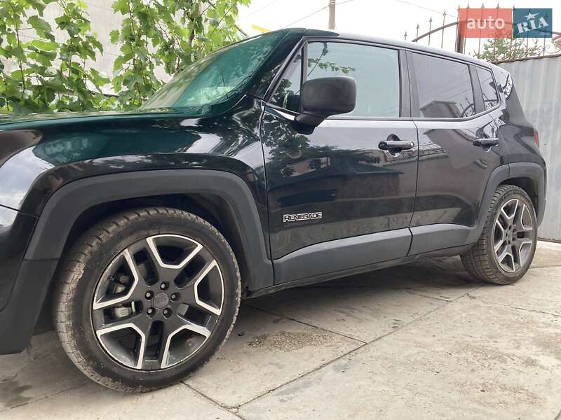 Позашляховик / Кросовер Jeep Renegade 2021 в Миколаєві фото 7 Позашляховик / Кросовер Jeep Renegade 2021 в Миколаєві