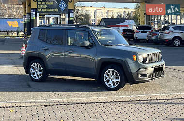 Внедорожник / Кроссовер Jeep Renegade 2018 в 