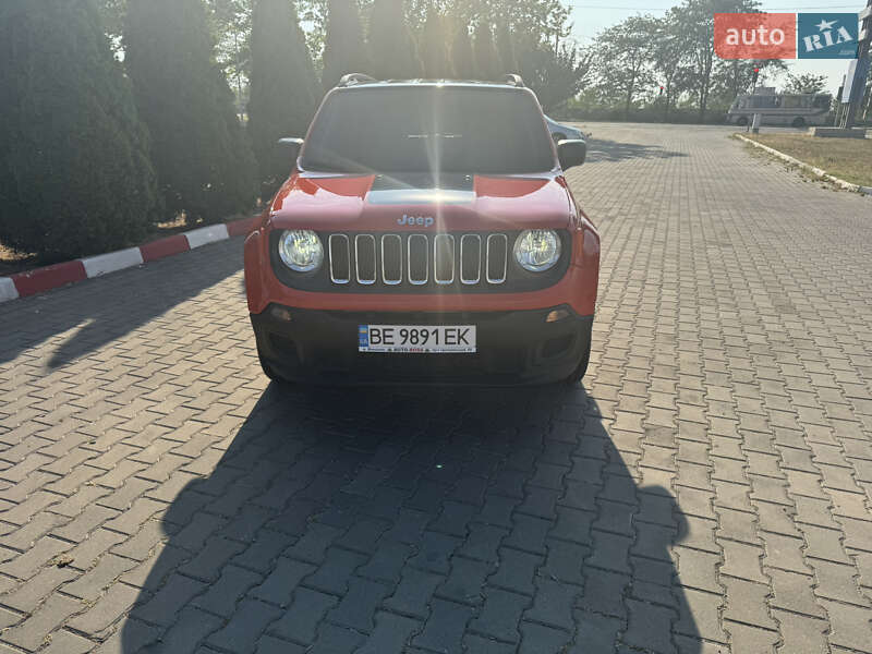 Внедорожник / Кроссовер Jeep Renegade 2018 в Николаеве