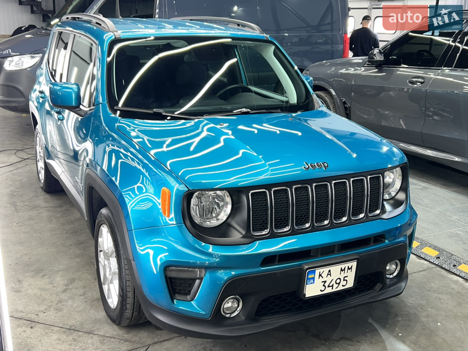 2020 Jeep Renegade - фото 1