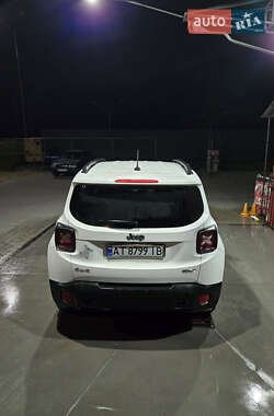 Внедорожник / Кроссовер Jeep Renegade 2015 в 