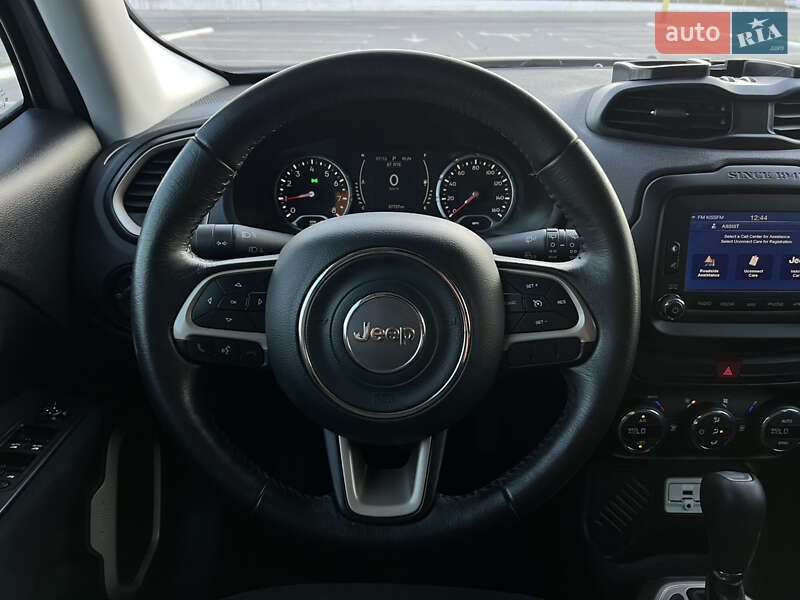 Внедорожник / Кроссовер Jeep Renegade 2016 в Киеве