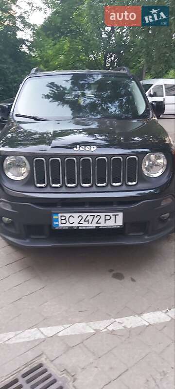 Внедорожник / Кроссовер Jeep Renegade 2015 в 