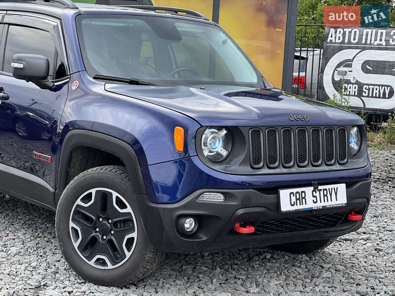 Внедорожник / Кроссовер Jeep Renegade 2016 в Стрые