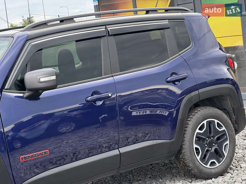 Внедорожник / Кроссовер Jeep Renegade 2016 в Стрые