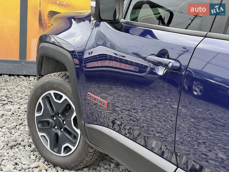 Внедорожник / Кроссовер Jeep Renegade 2016 в Стрые